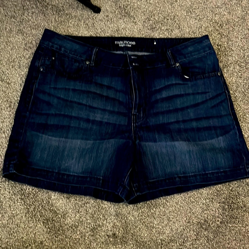 Maurice’s shorts